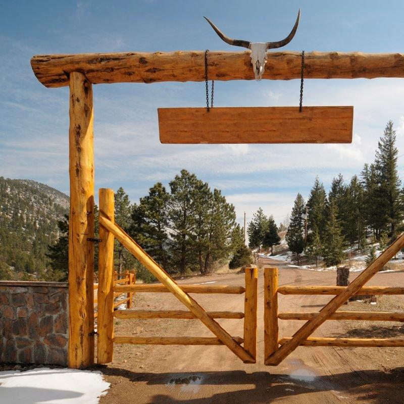 320-Acre Working Cattle Ranch – Turnkey Operation in Montana